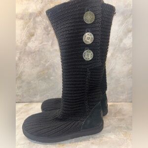UGG black cable knit boots, button detail Classic Cardy Boot